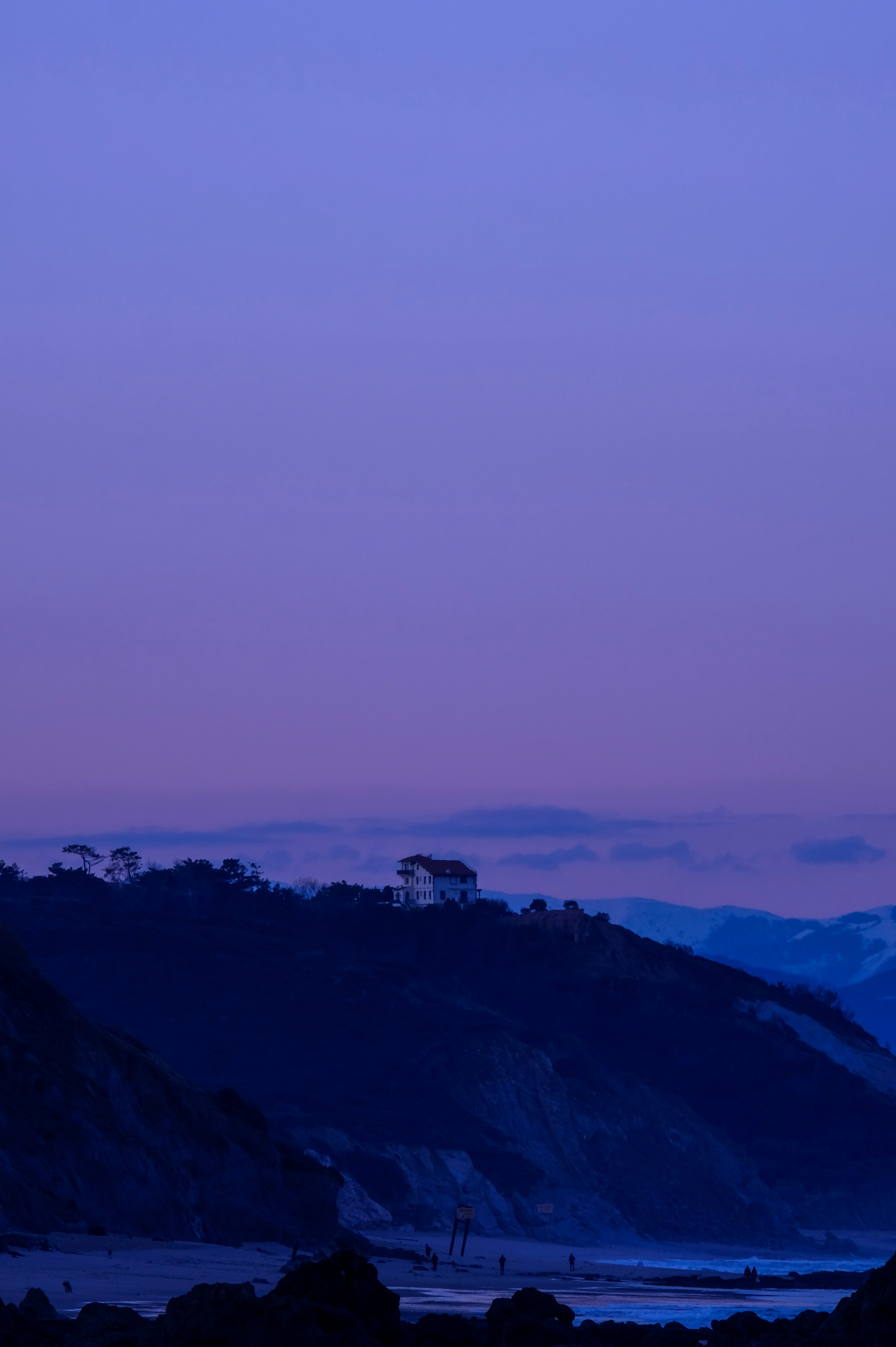 matin-violet-falaise-ocean-photographe-poster-paysage-pays-basque-biarritz-cote-claire-favry